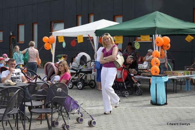 Przedszkolny festyn na Orliku (zdjęcia)