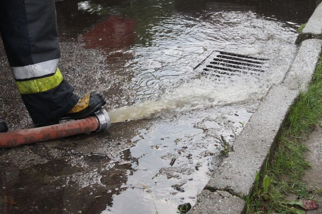 Leszno tonie w wodzie (zdjęcia)