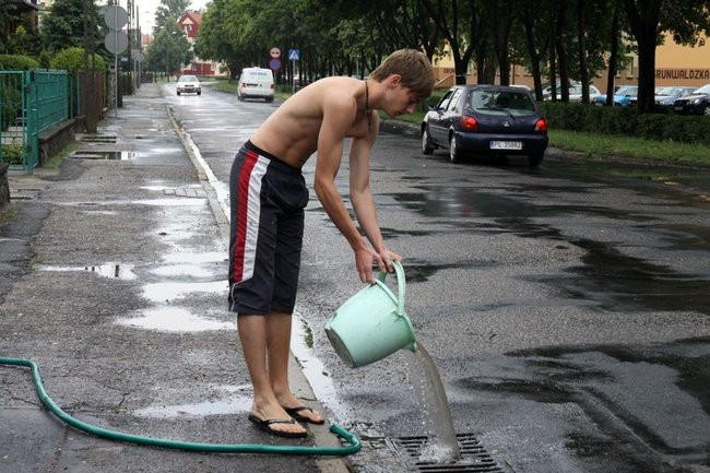 Leszno tonie w wodzie (zdjęcia)