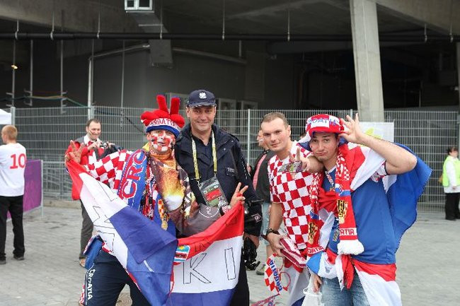 Euro 2012 oczami policji (dużo zdjęć)