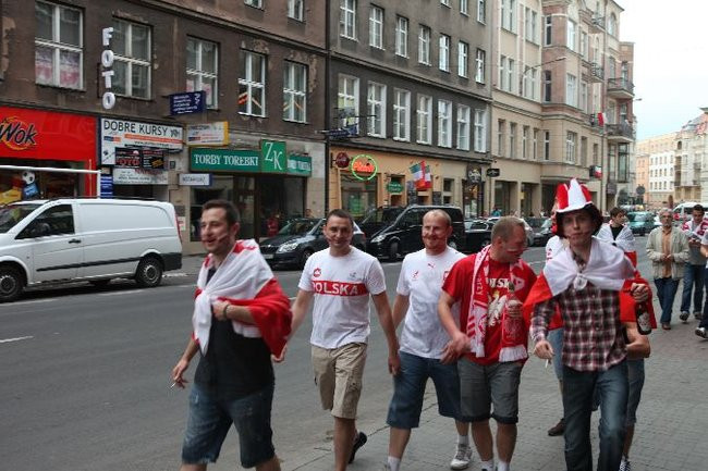 Euro 2012 oczami policji (dużo zdjęć)