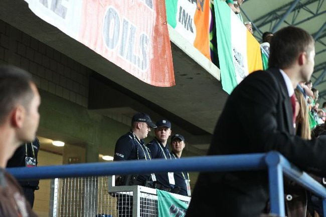 Euro 2012 oczami policji (dużo zdjęć)