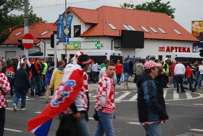 Euro 2012 oczami policji (dużo zdjęć)
