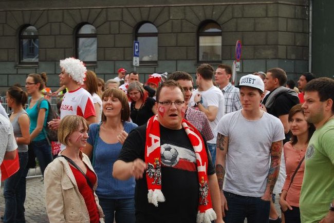 Euro 2012 oczami policji (dużo zdjęć)