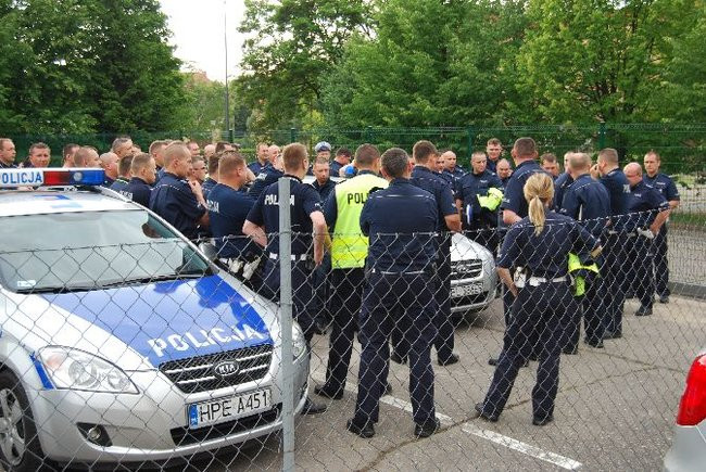 Euro 2012 oczami policji (dużo zdjęć)