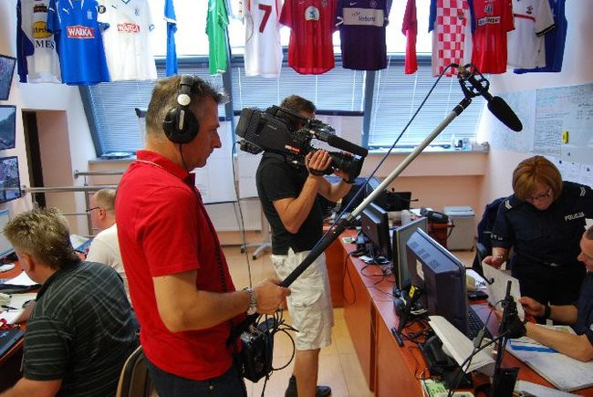 Euro 2012 oczami policji (dużo zdjęć)