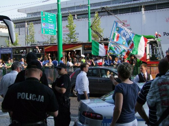 Euro 2012 oczami policji (dużo zdjęć)