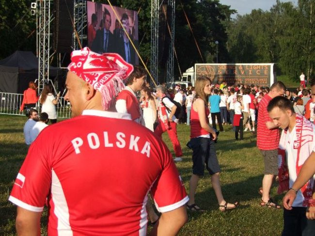 Euro 2012 oczami policji (dużo zdjęć)