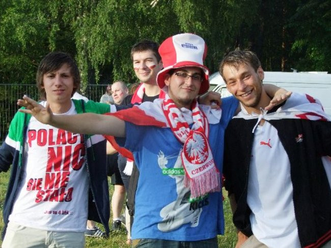 Euro 2012 oczami policji (dużo zdjęć)