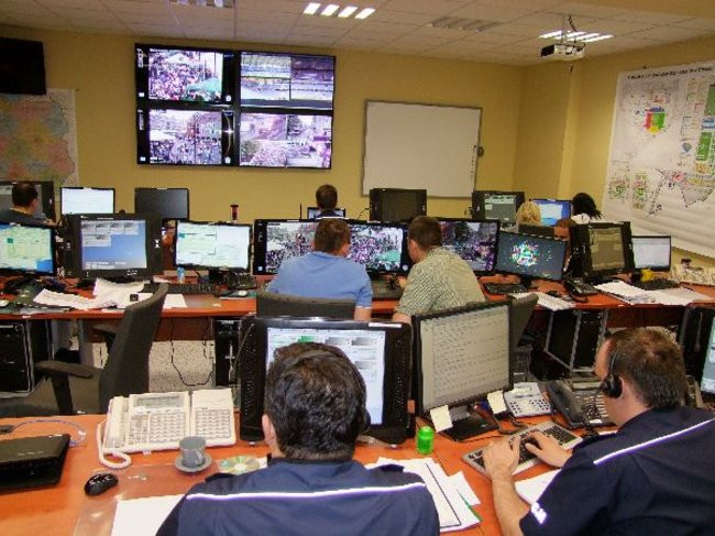 Euro 2012 oczami policji (dużo zdjęć)