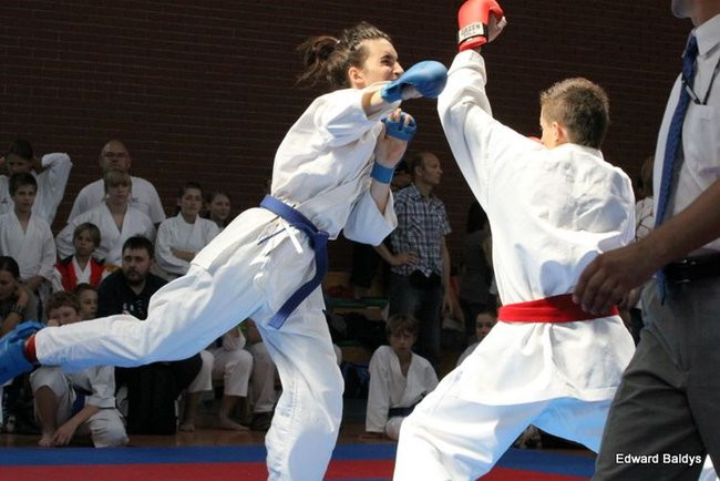 Karate w Gimnazjum nr 9 (zdjęcia)