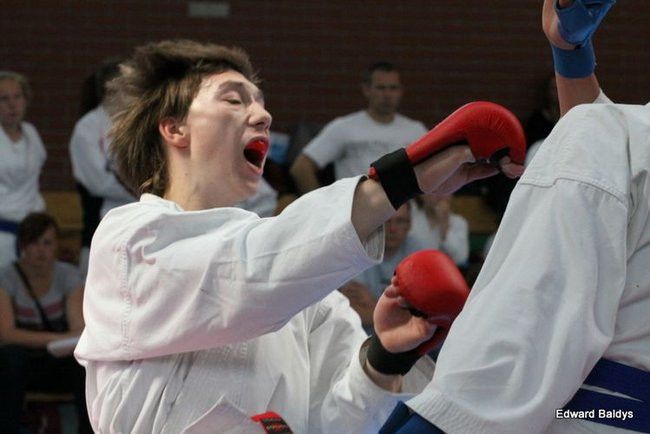 Karate w Gimnazjum nr 9 (zdjęcia)
