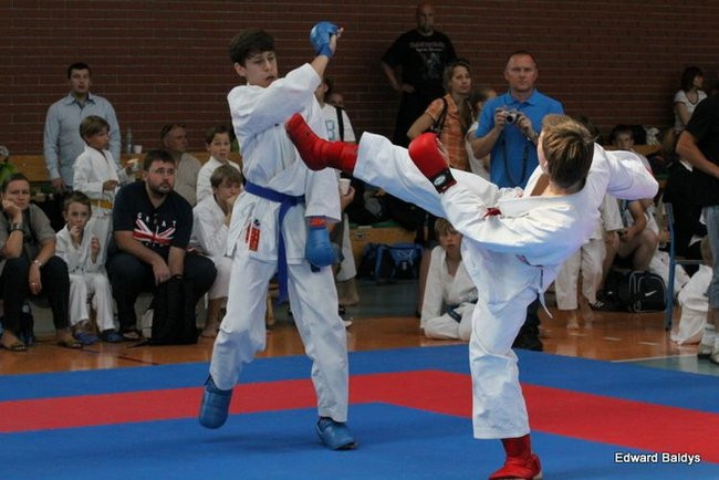 Karate w Gimnazjum nr 9 (zdjęcia)