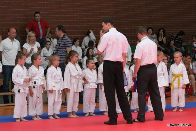 Karate w Gimnazjum nr 9 (zdjęcia)