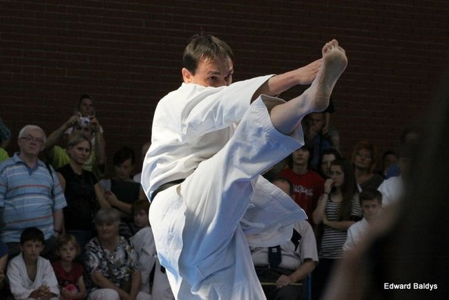 Karate w Gimnazjum nr 9 (zdjęcia)