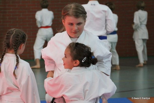 Karate w Gimnazjum nr 9 (zdjęcia)