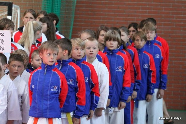 Karate w Gimnazjum nr 9 (zdjęcia)