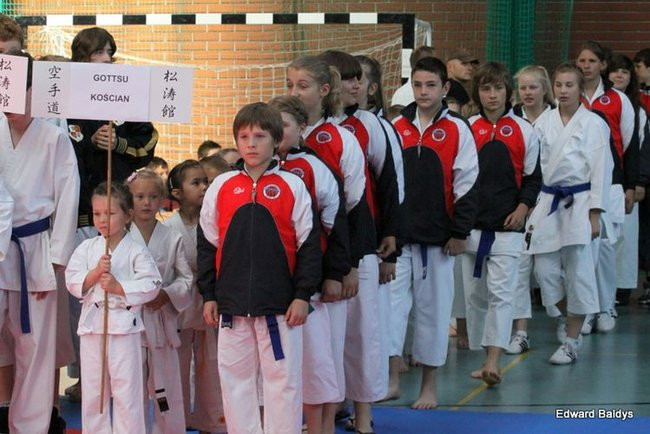 Karate w Gimnazjum nr 9 (zdjęcia)