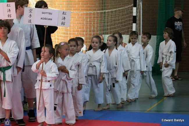 Karate w Gimnazjum nr 9 (zdjęcia)