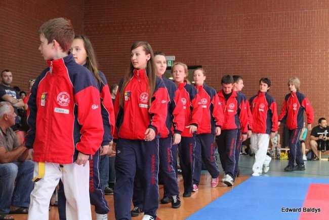 Karate w Gimnazjum nr 9 (zdjęcia)