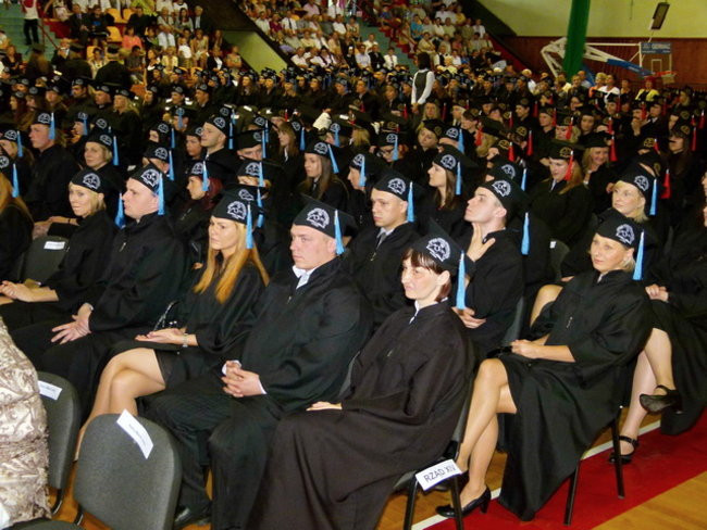 Absolutorium w Trapezie (zdjęcia)