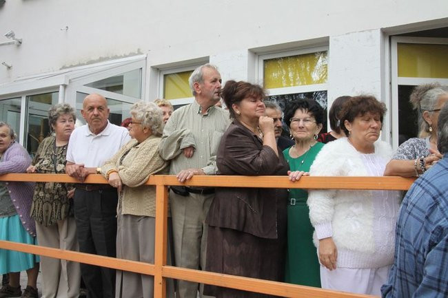 Seniorzy grają w boule (zdjęcia)