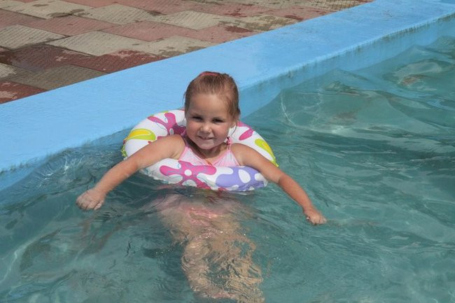 Tłumy na basenie (zdjęcia)