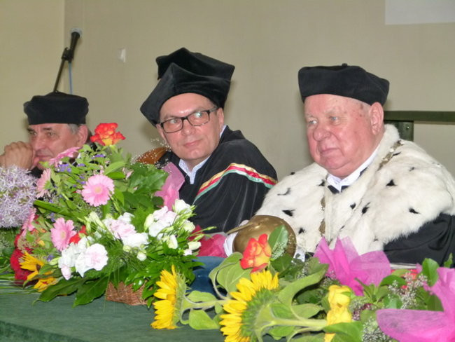 Absolutorium pełne serdeczności (zdjęcia)