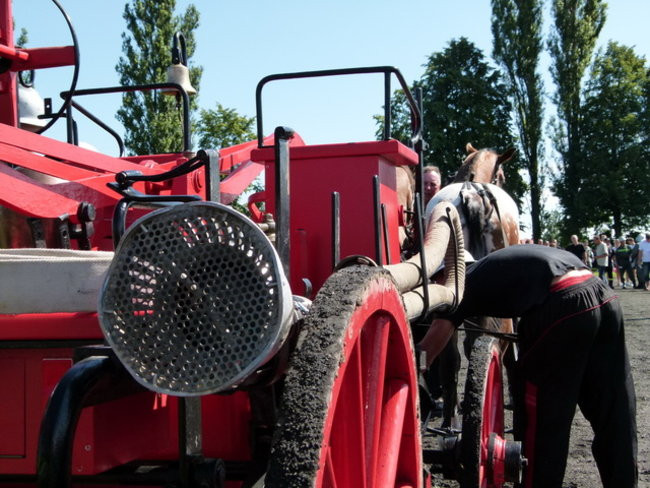 Stare sikawki znów w boju (zdjęcia)