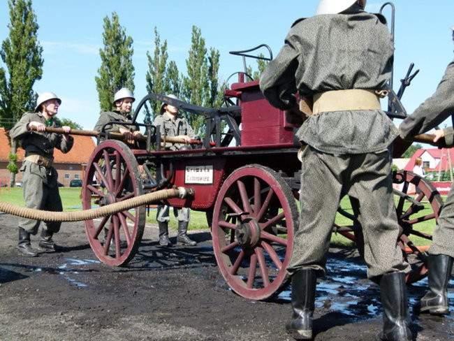 Stare sikawki znów w boju (zdjęcia)