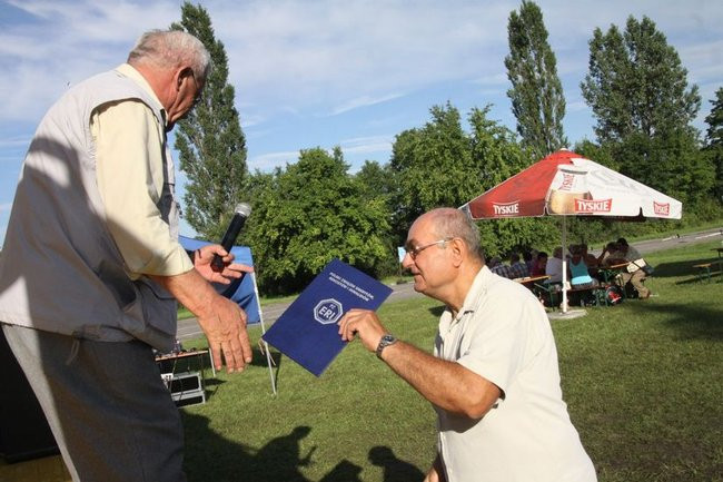 Na lotnisku bawili się seniorzy (dużo zdjęć)