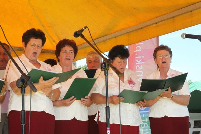 Na lotnisku bawili się seniorzy (dużo zdjęć)