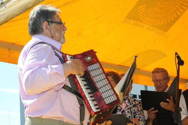 Na lotnisku bawili się seniorzy (dużo zdjęć)