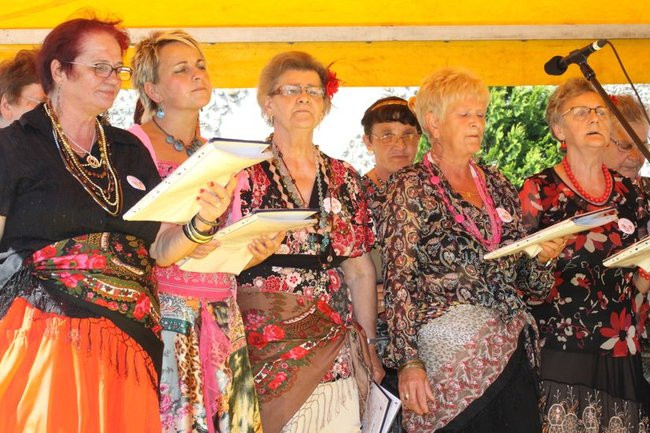 Na lotnisku bawili się seniorzy (dużo zdjęć)