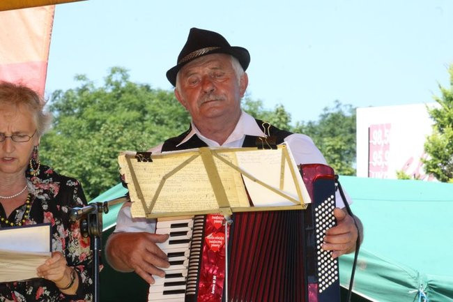 Na lotnisku bawili się seniorzy (dużo zdjęć)