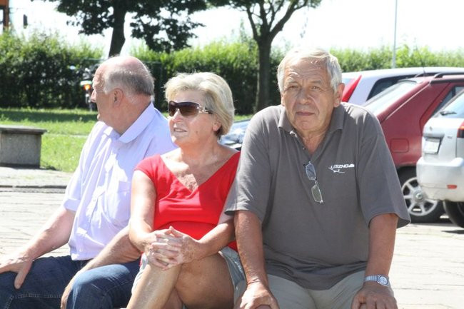 Na lotnisku bawili się seniorzy (dużo zdjęć)