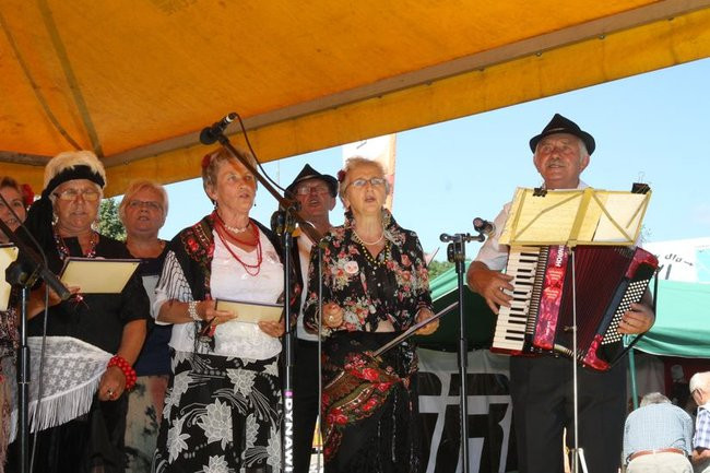 Na lotnisku bawili się seniorzy (dużo zdjęć)