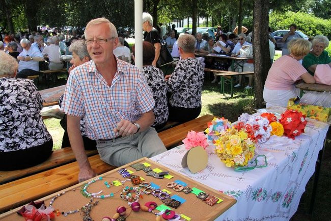 Na lotnisku bawili się seniorzy (dużo zdjęć)