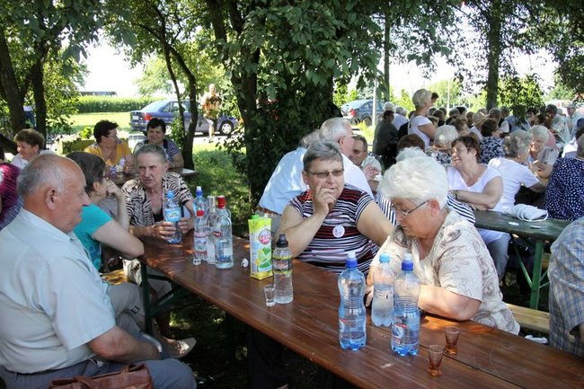 Na lotnisku bawili się seniorzy (dużo zdjęć)