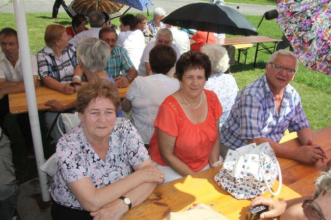 Na lotnisku bawili się seniorzy (dużo zdjęć)