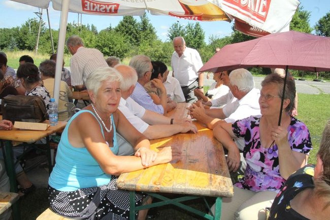 Na lotnisku bawili się seniorzy (dużo zdjęć)