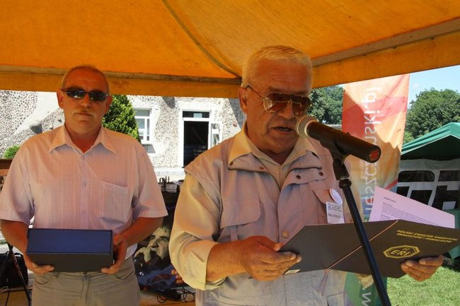 Na lotnisku bawili się seniorzy (dużo zdjęć)