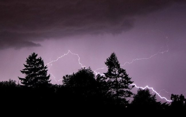 Pioruny niszczą i fascynują (zdjęcia)