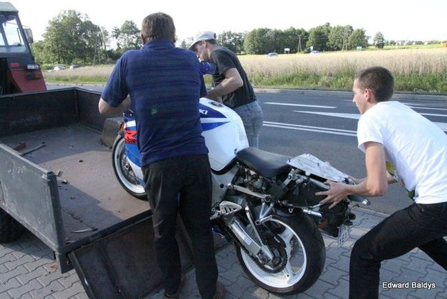 Skoda uderzyła w motocykl