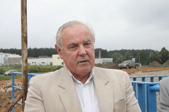 Zbiornik w Rydzynie gotowy na jesień (zdjęcia)