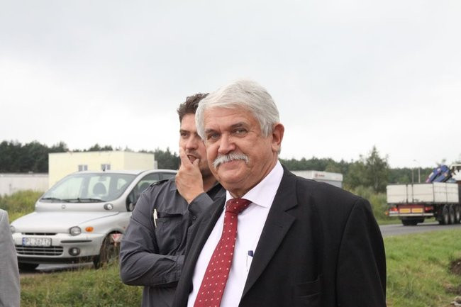 Zbiornik w Rydzynie gotowy na jesień (zdjęcia)