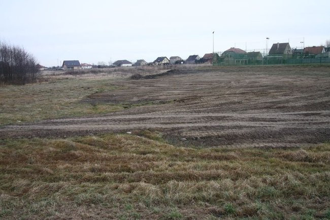 Zbiornik w Rydzynie gotowy na jesień (zdjęcia)
