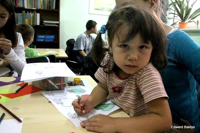 Dzieci zrobiły Gazetowy Sad (zdjęcia)