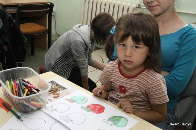 Dzieci zrobiły Gazetowy Sad (zdjęcia)