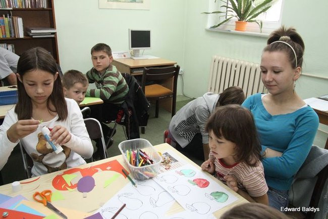 Dzieci zrobiły Gazetowy Sad (zdjęcia)